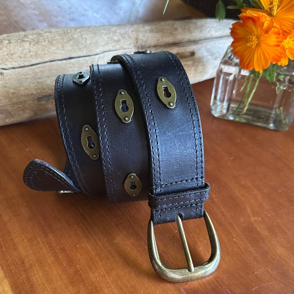 Plenty by Tracy Reese Anthropologie black leather brass keyhole stud belt. Sz Sm